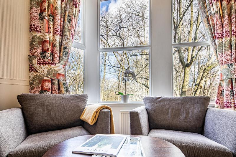 Fountains Guest House - Harrogate Stays with FREE PARKING - image 4