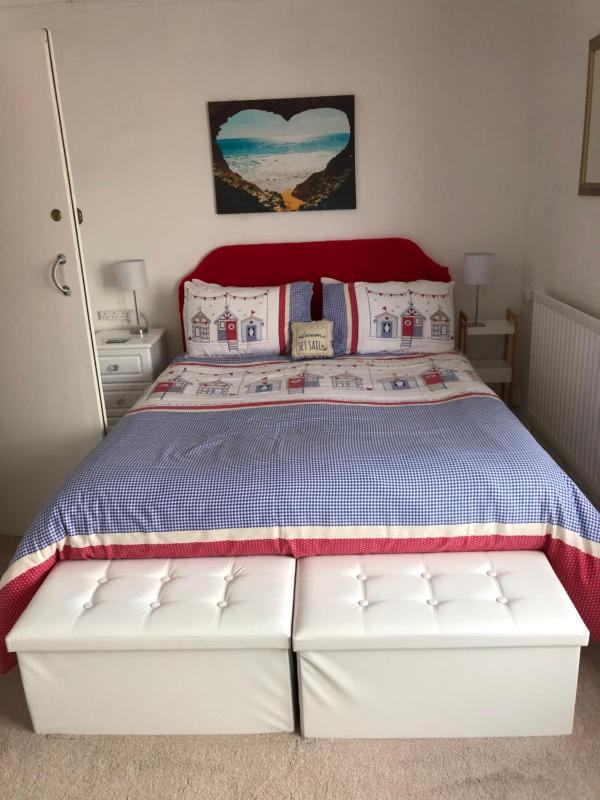 Beachcomber Guesthouse - image 4
