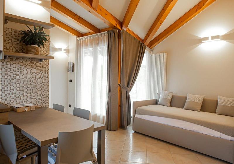 Sirmione Rosselli Apartments - image 33