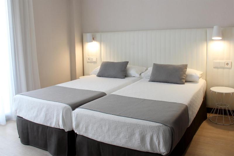 Apartamentos Ribera - image 8