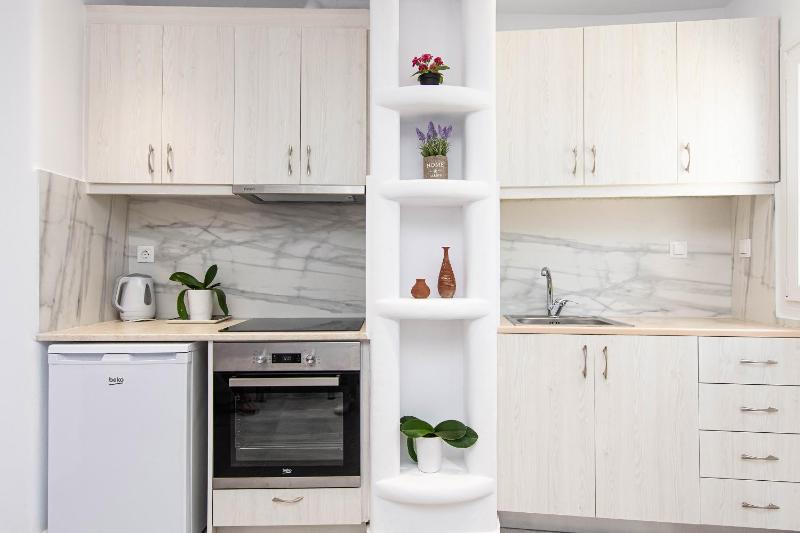 One-Bedroom Apartment image 1