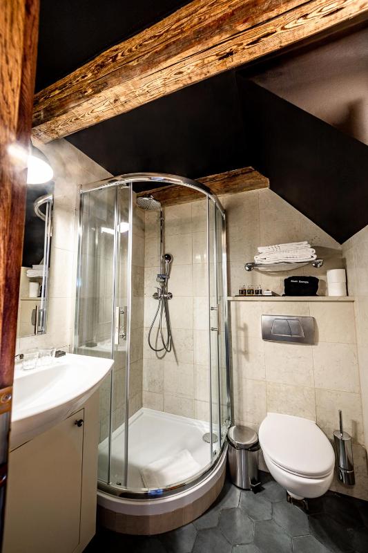 Junior Suite image 2
