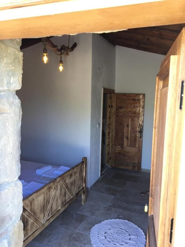Standard Suite image 1