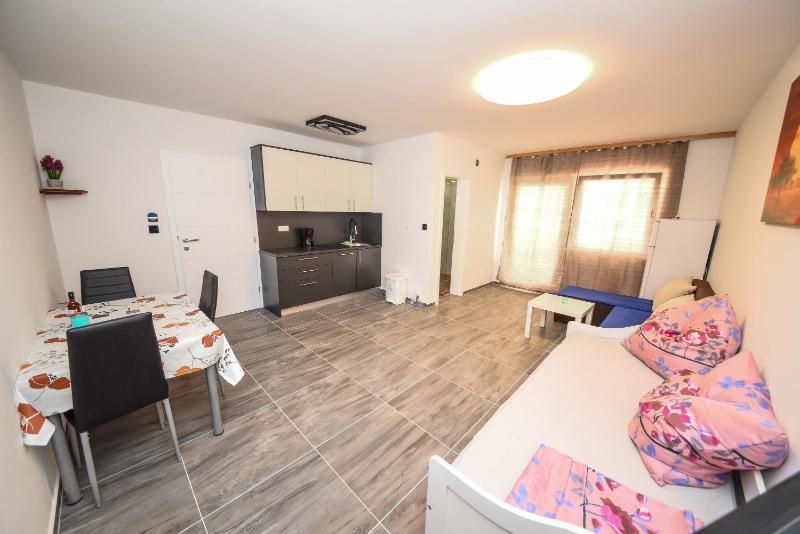 Apartmani Por - image 42