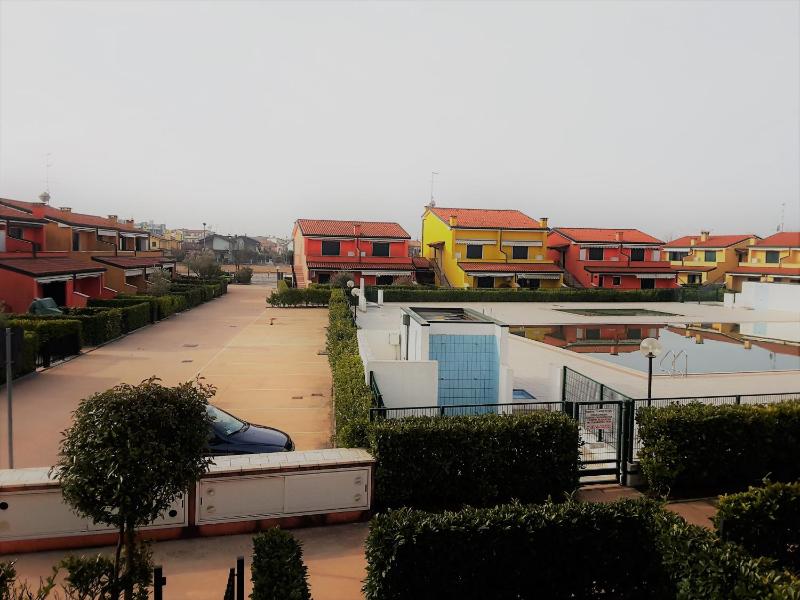 Aqua Marina Aparthotel - Market & Restaurant - image 12
