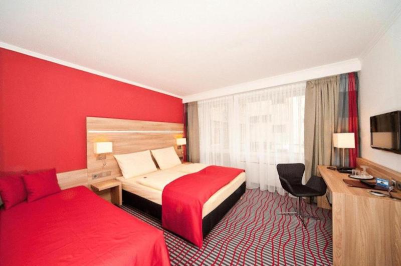 Triple Room image 2