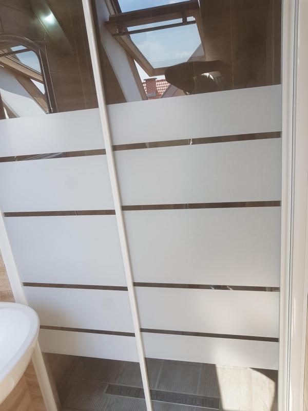 Double Room with Private Bathroom image 1