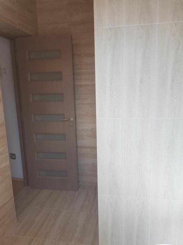 Double or Twin Room with Private Bathroom image 3