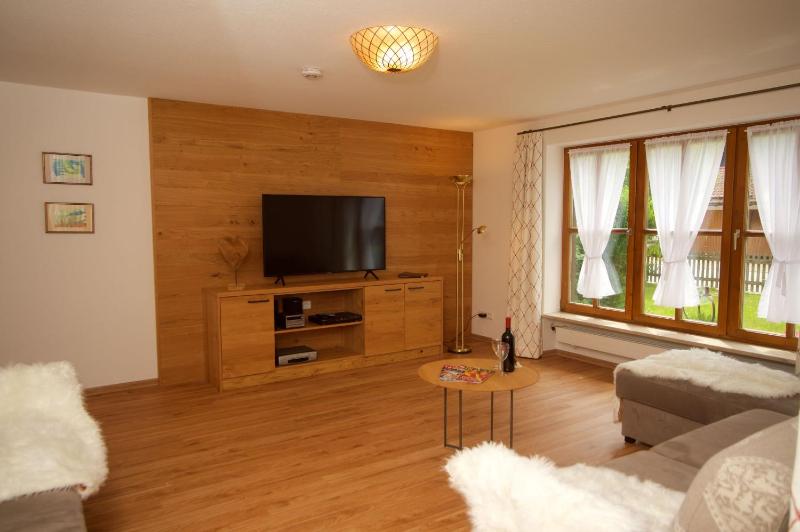 One-Bedroom Apartment image 2