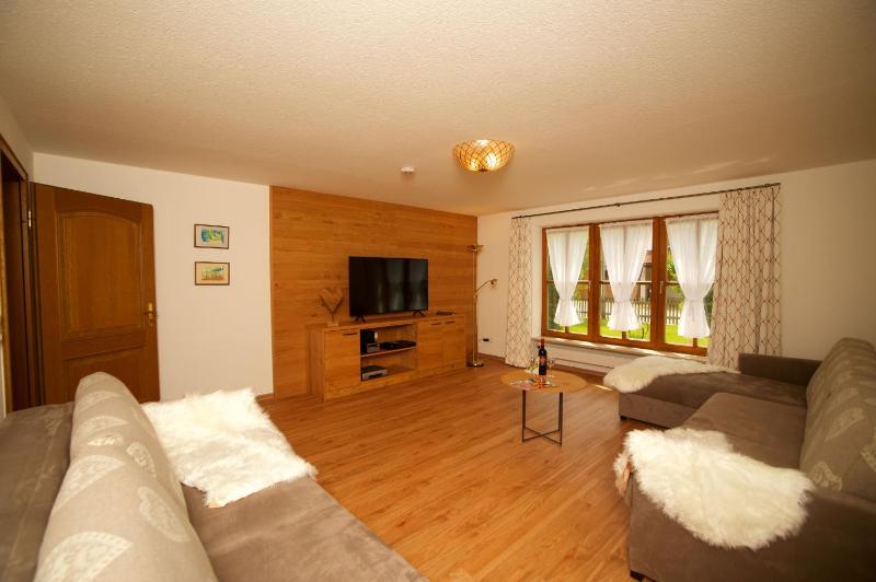 One-Bedroom Apartment image 1