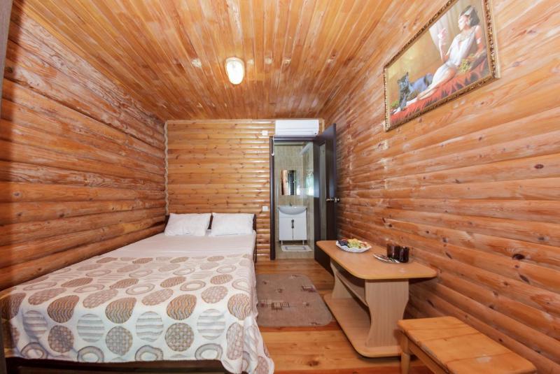 Standard Double or Twin Room image 1