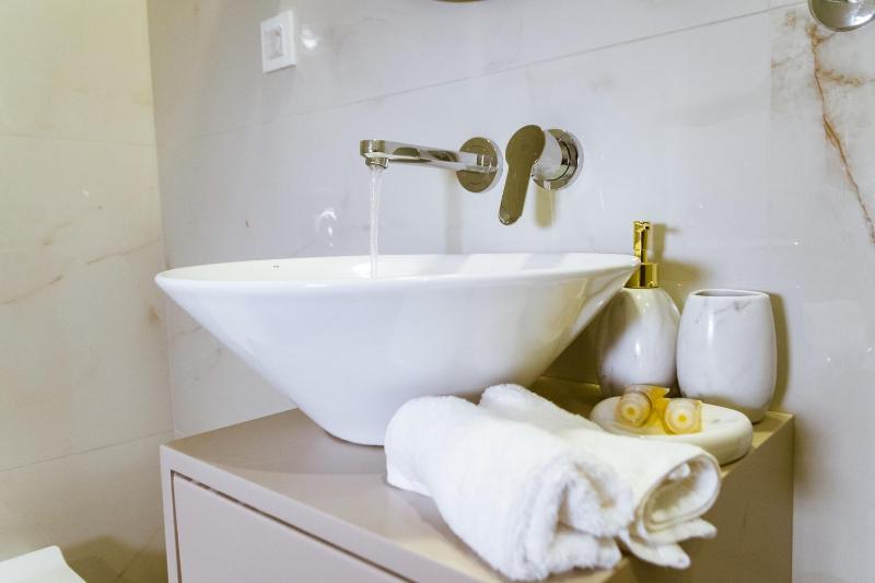 Konmari Boutique Suites - image 45
