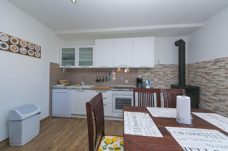 Apartments Sanja - image 7