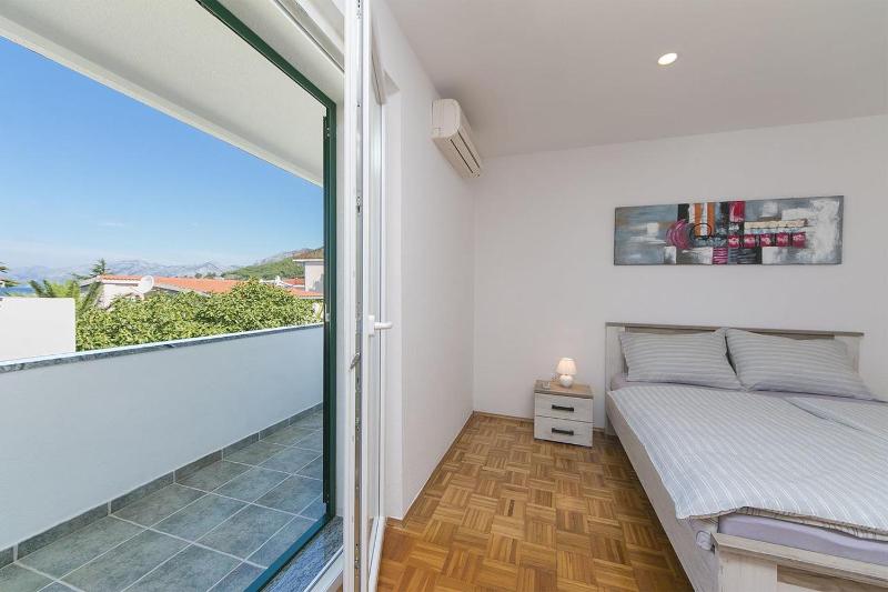 Apartments Sanja - image 13