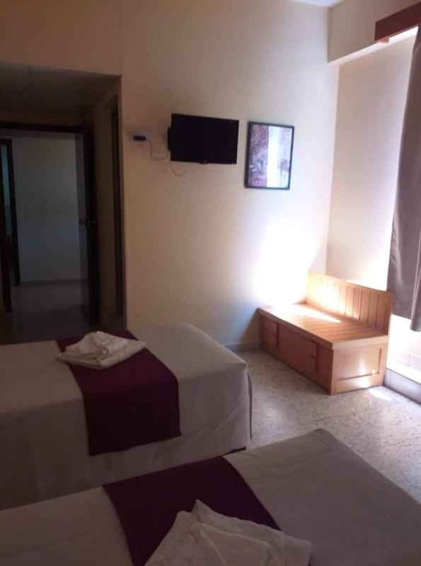 Quadruple Room with Mountain View image 4