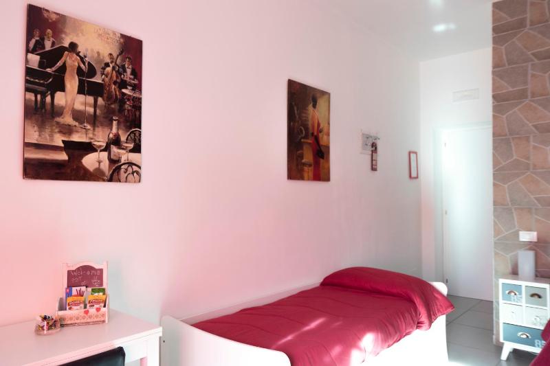 Quadruple Room image 4