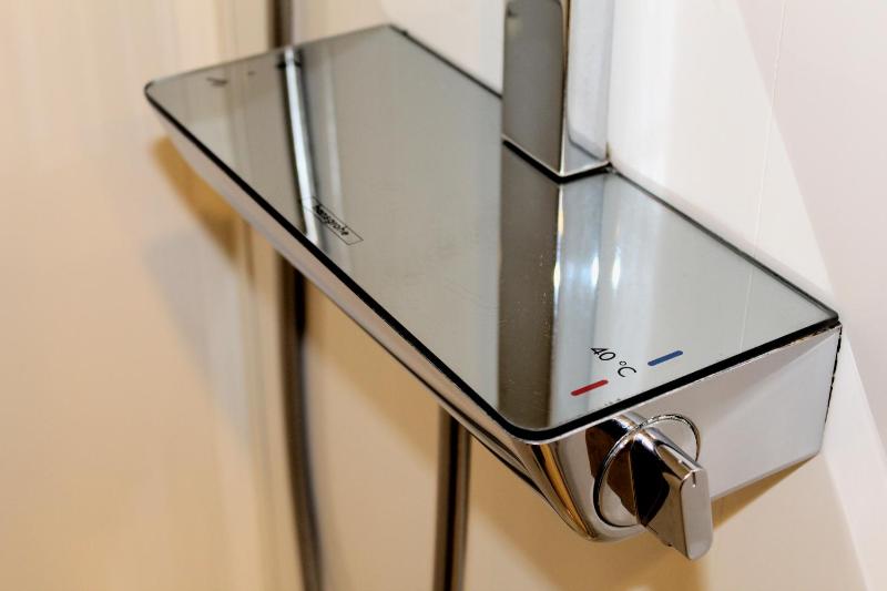 Triple Studio (Lower Ground Floor) image 3