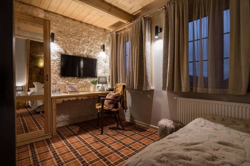 Double Room image 2