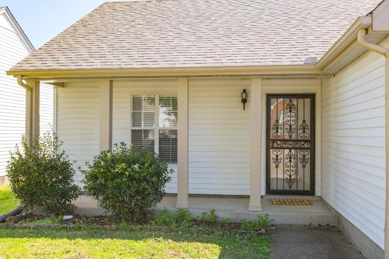 Deluxe Family Room image 4