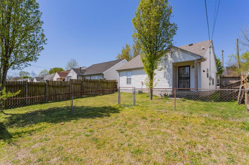 Deluxe Family Room image 2