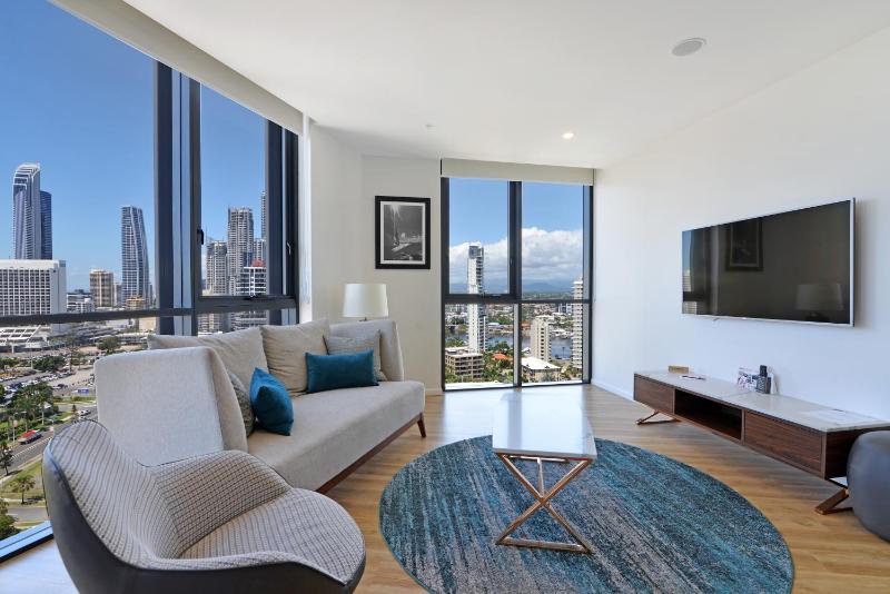Ruby Gold Coast by CLLIX - image 16