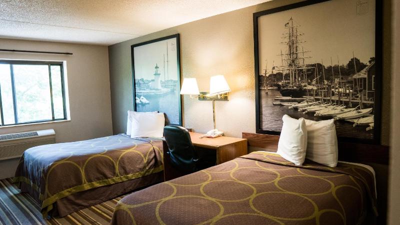 Deluxe Double Room with Two Double Beds - Non-Smoking image 3