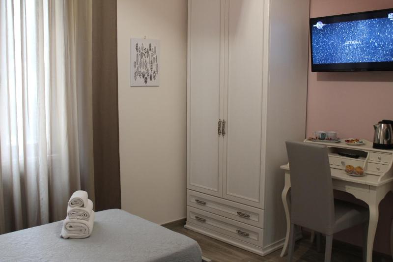 Budget Twin Room image 2