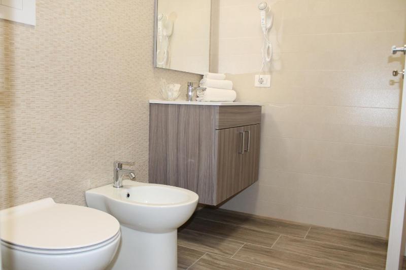 Superior Quadruple Room image 4