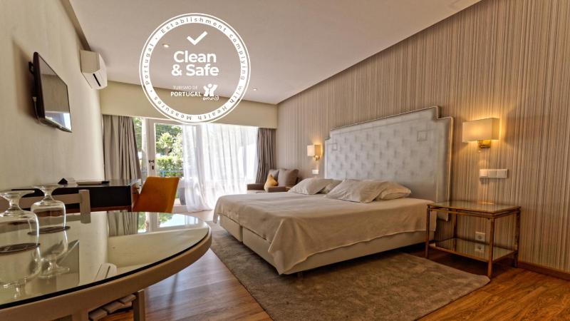 Carvoeiro Garden Hotel - image 1
