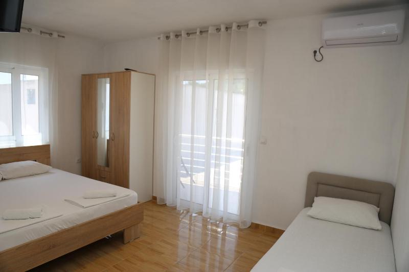Comfort Apartment image 3