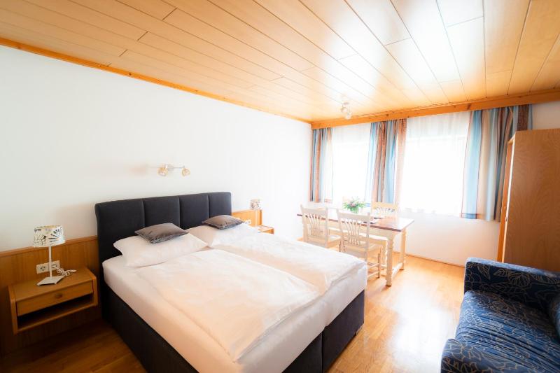 Apartment image 4