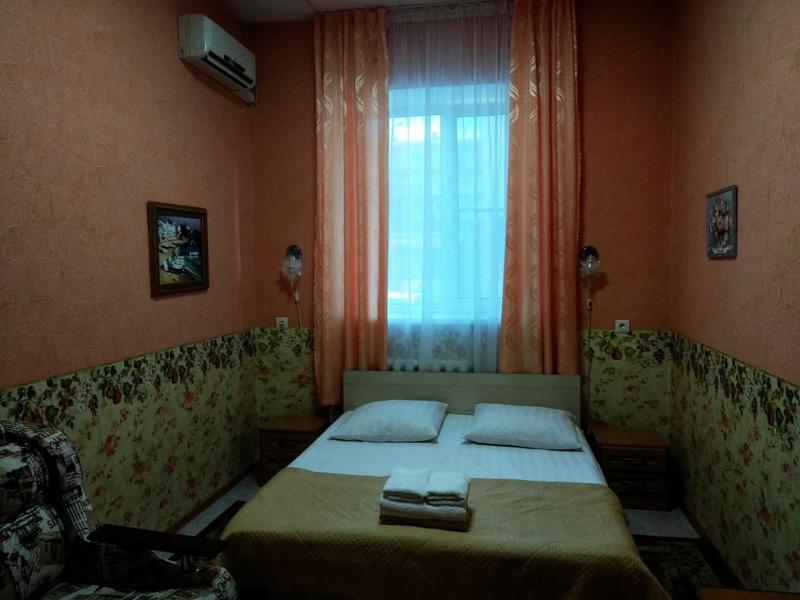 Double or Twin Room with Extra Bed image 1