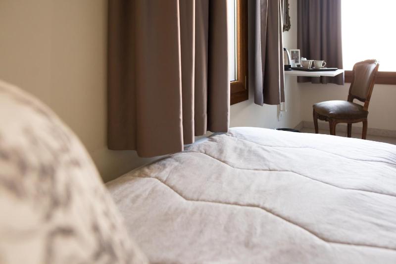 Triple Room image 1