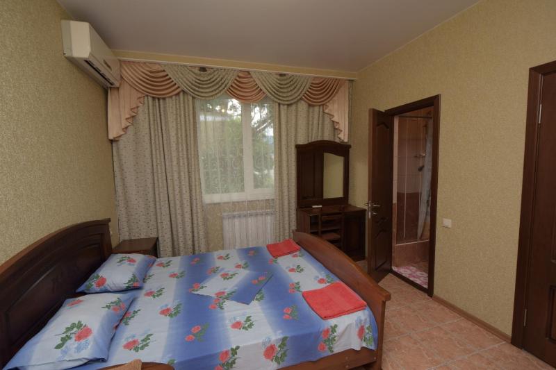Deluxe Double Room image 3
