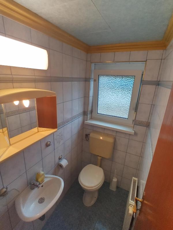Double Room with Shared Bathroom image 4