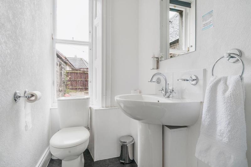 En Suite Petite Double Room image 3