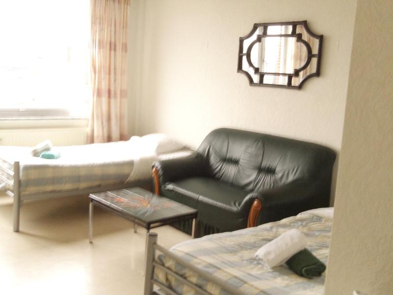 Studio (1 Adult) image 4