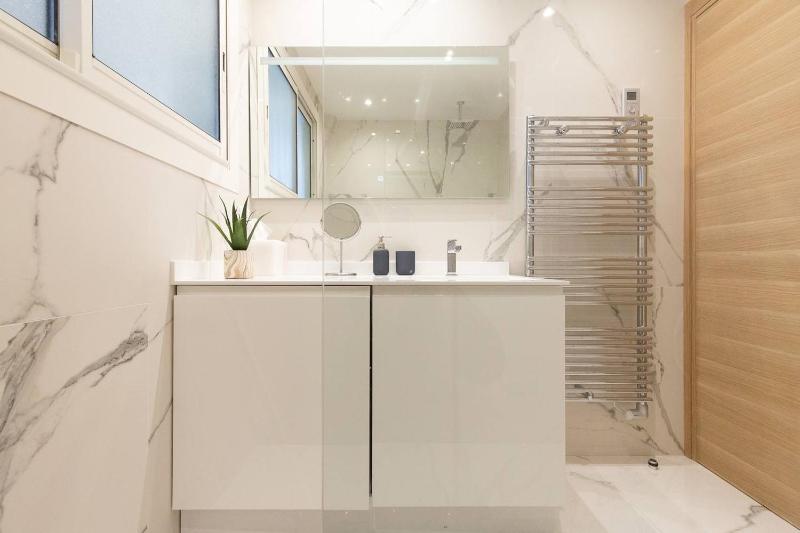 Brand new 2 bedrooms next to Croisette ! - image 22