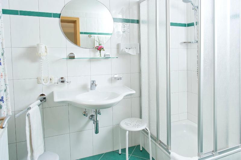 Double Room image 1