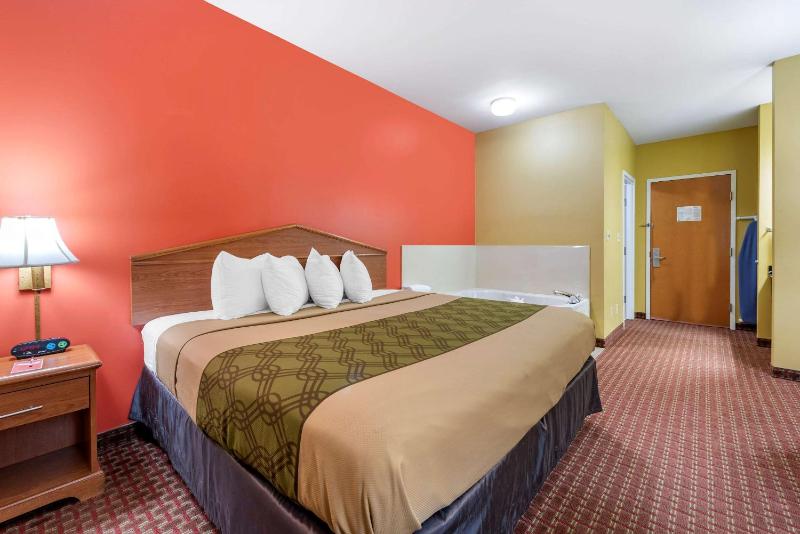 Standard King Room with Spa Bath - Non-Smoking image 4