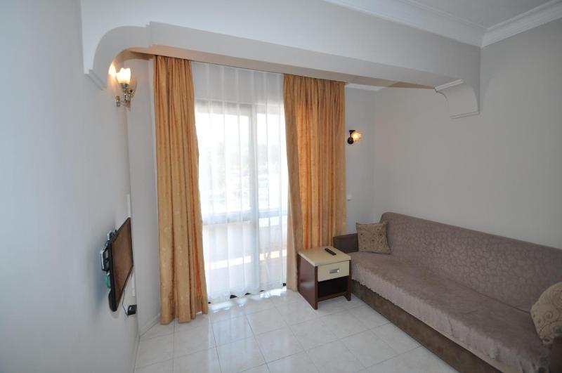 Family Room image 2