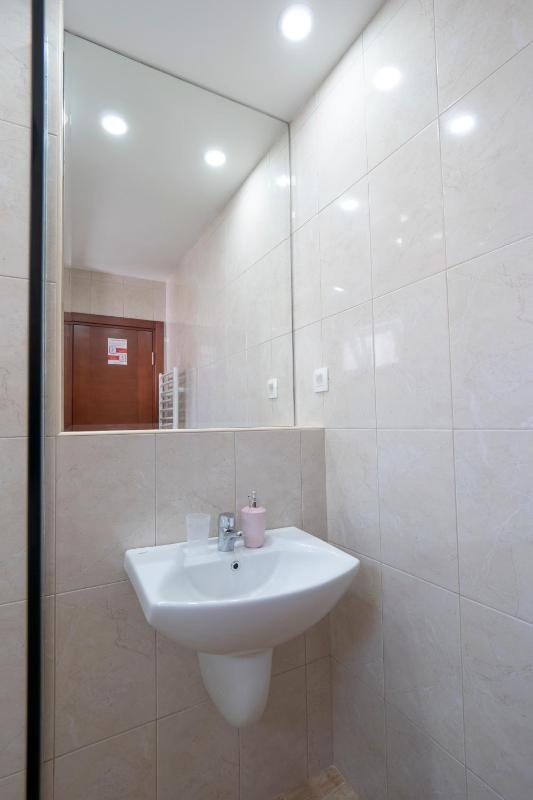 Family Suite with Balcony image 4