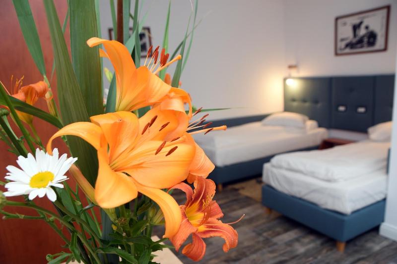 Twin Room  Bungalow image 3