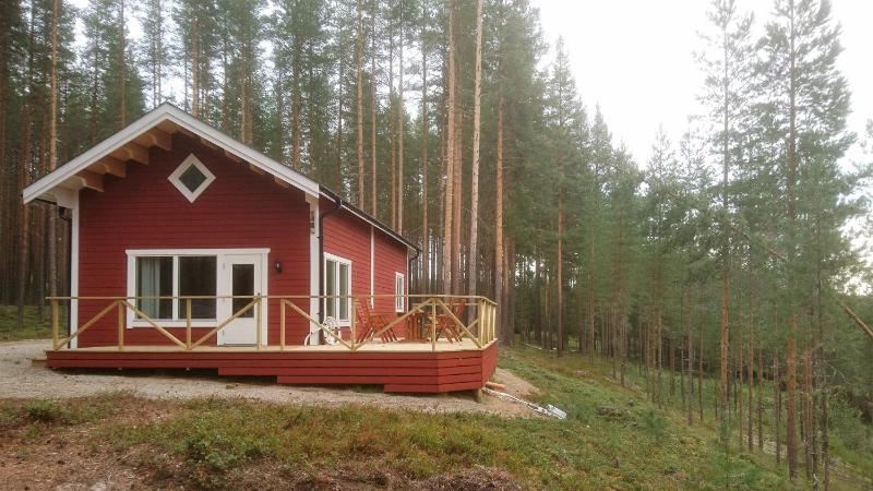 Three-Bedroom House image 2
