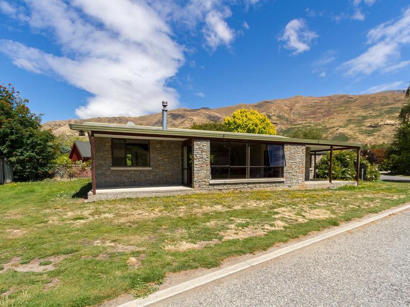 Mill House - Wanaka Holiday Home Images