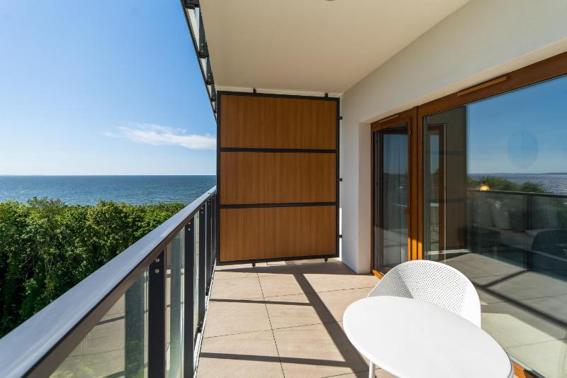 Aquamarina Prima Studio with Sea View by Noclegi Renters - image 2