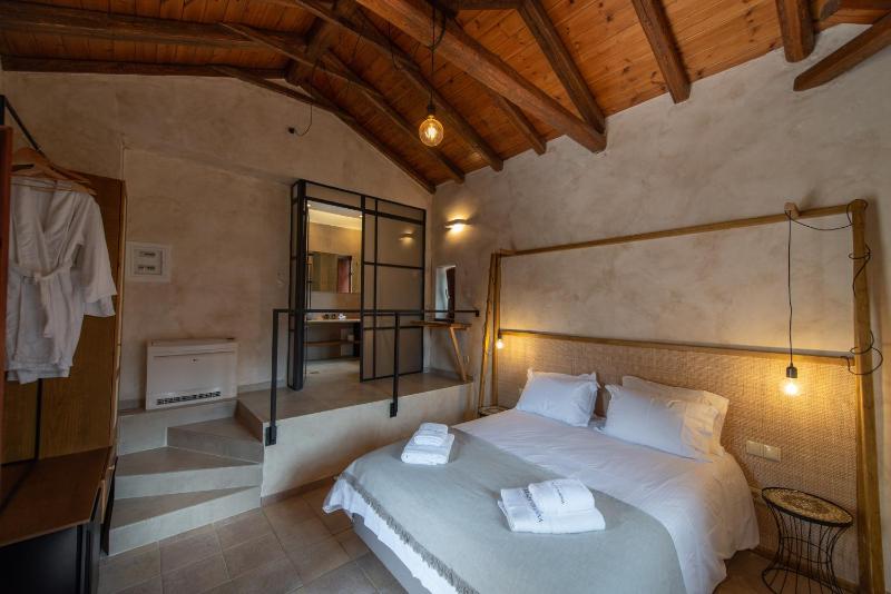 Suite with Sea View image 1