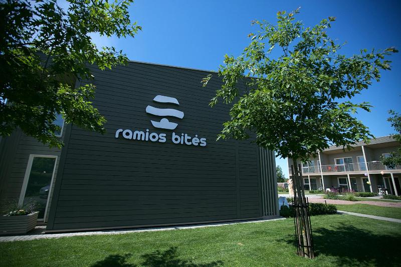 Ramios bitės - image 37
