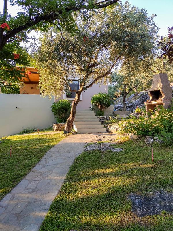 Superior Bungalow image 3