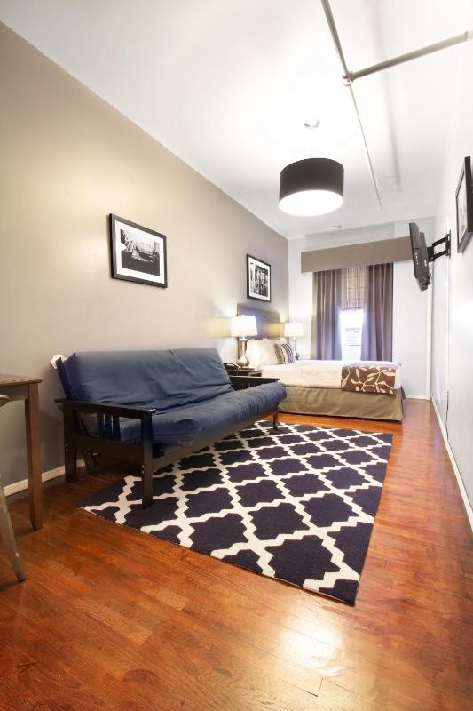 Hotel 309 - image 16